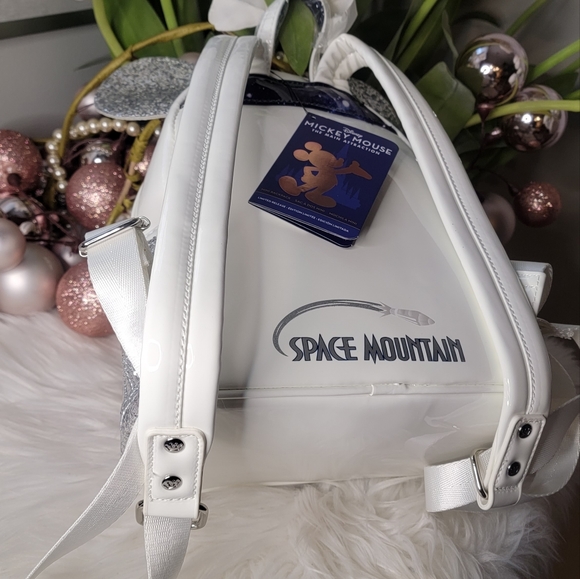 Loungefly Disney Mickey Mouse The Main Attraction Backpack!!!Brand new - Picture 6 of 12